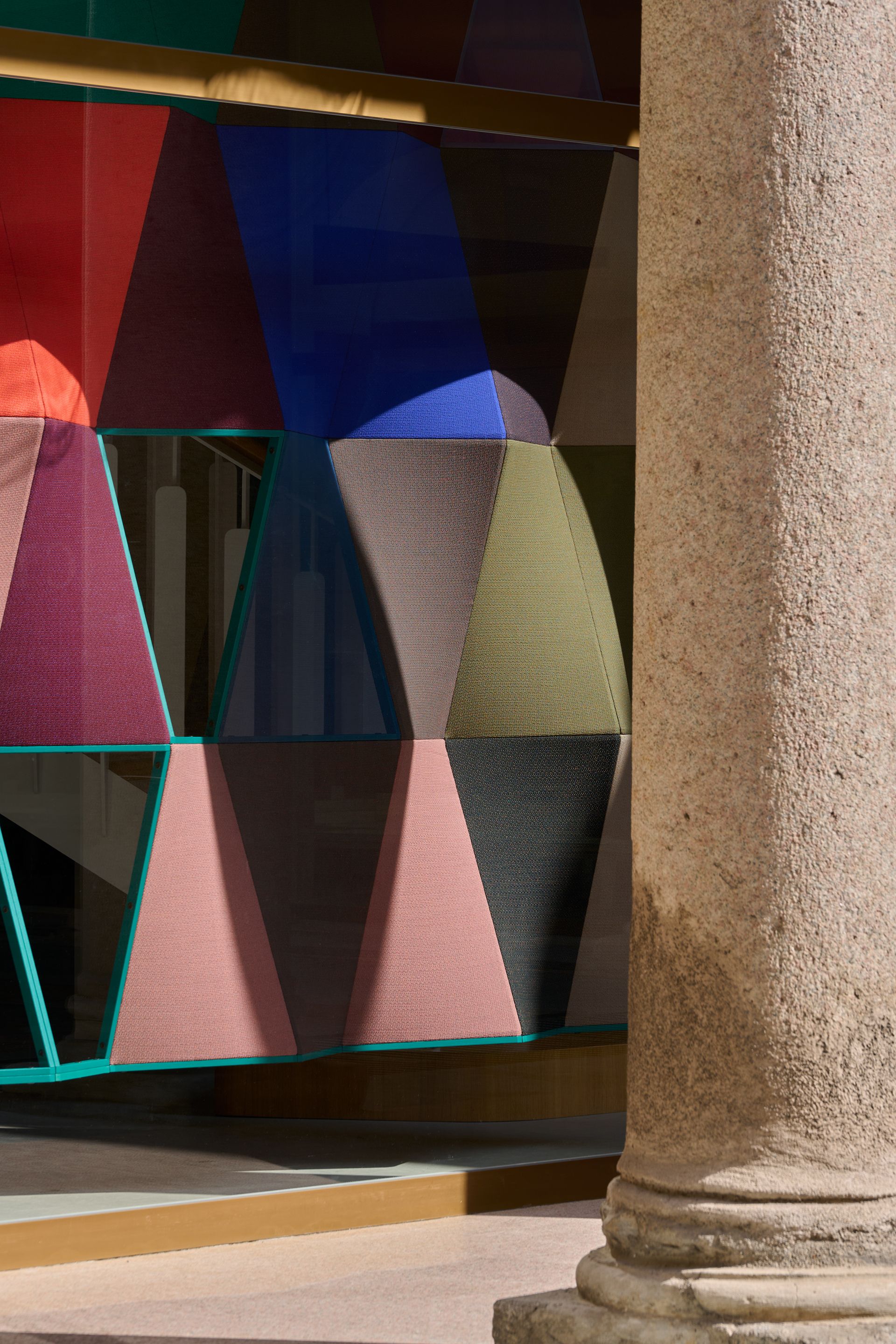 Binocle - In Rainbows - Image 4