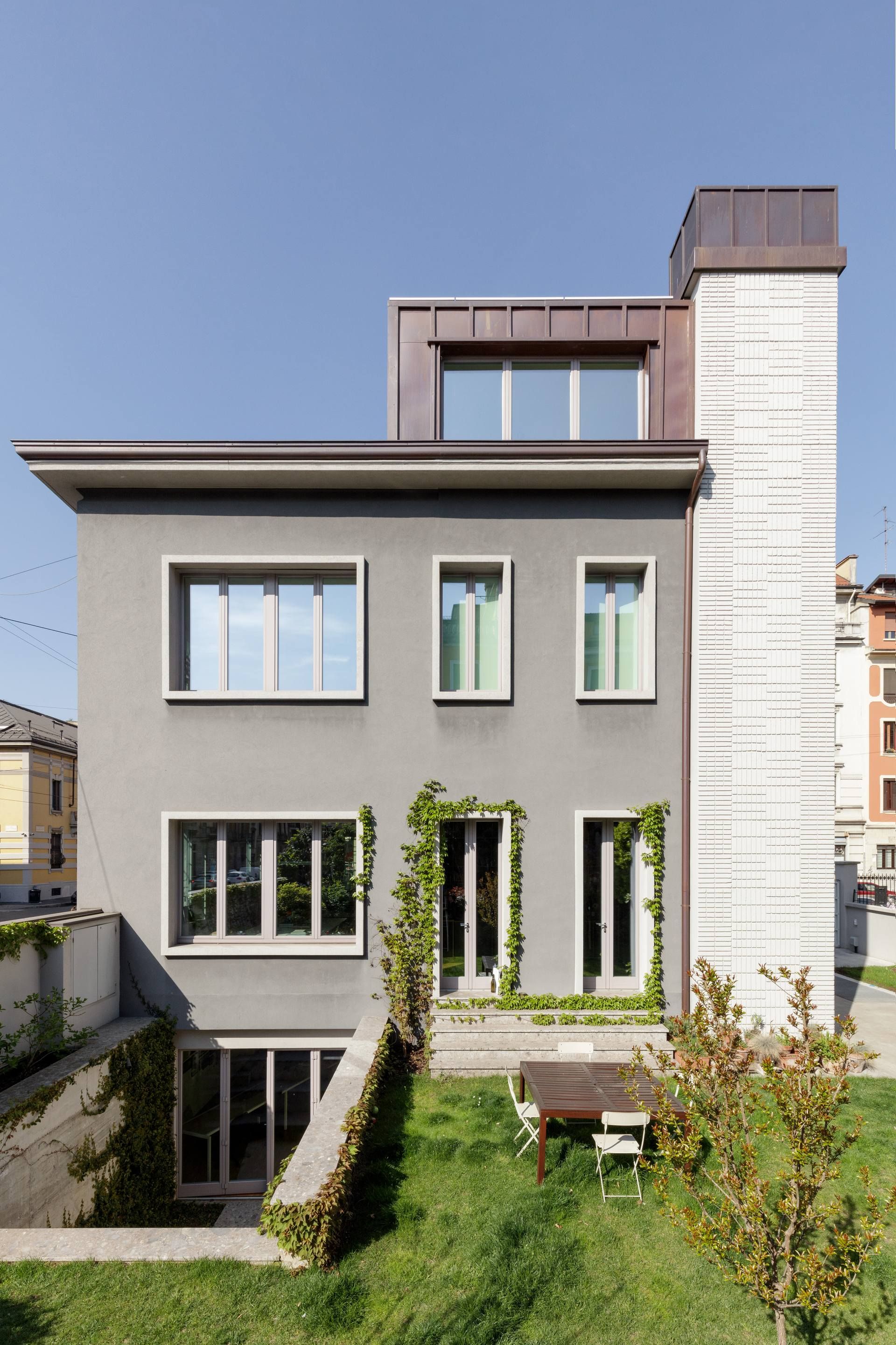 Binocle - House b m - Image 8